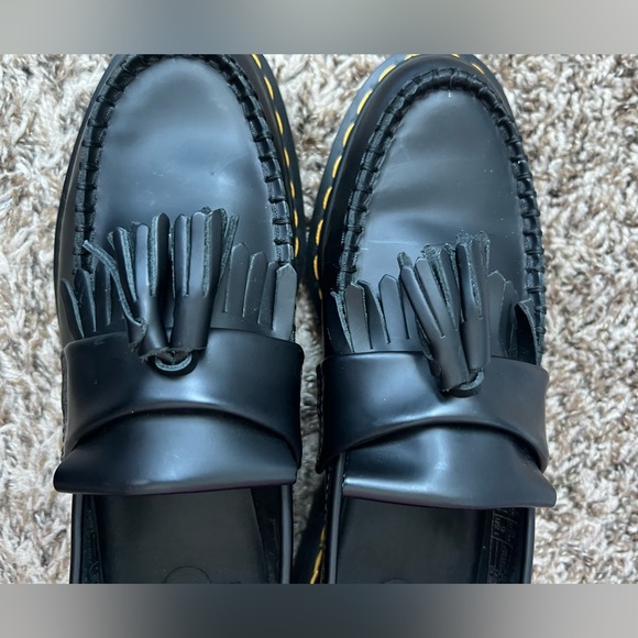 Dr. Martens smooth black leather Adrian tassel loafer shoes Women’s sz 9 - Picture 10 of 11